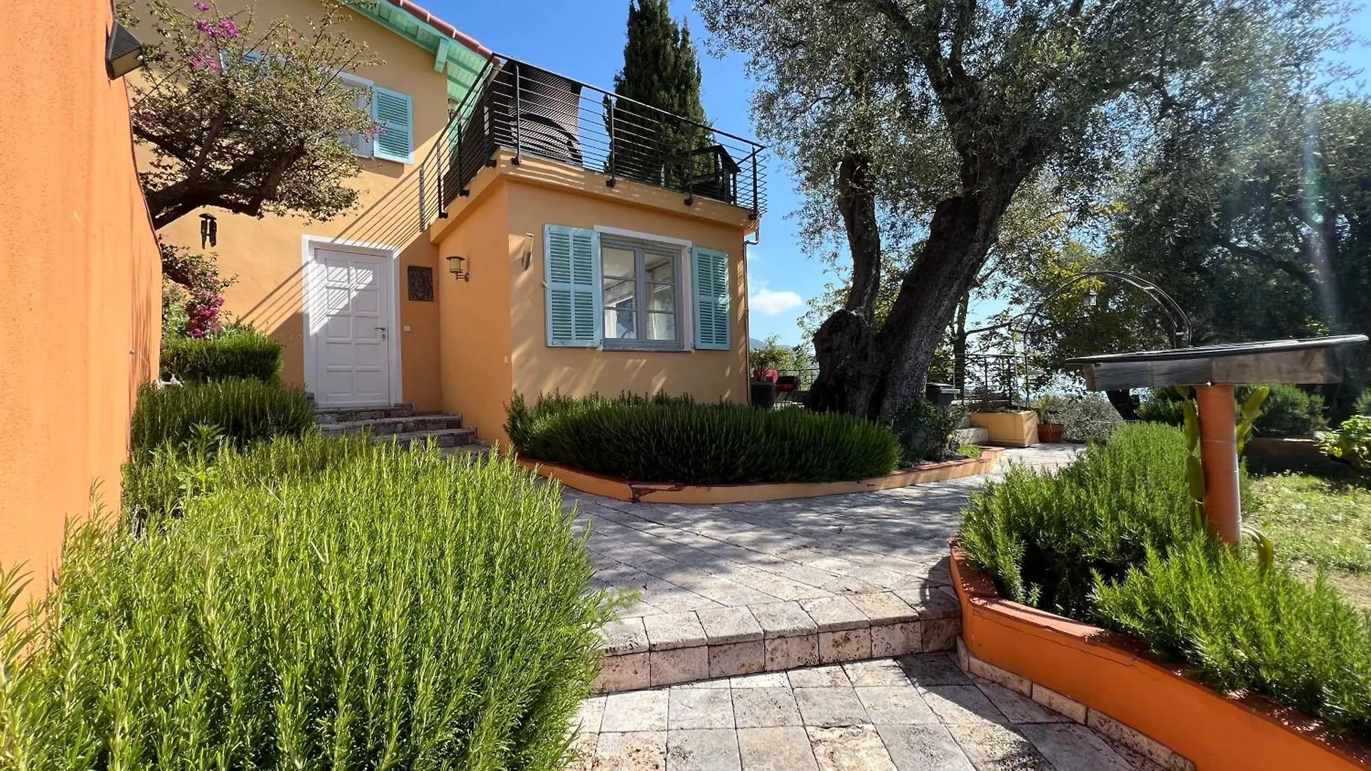 Apartment Villa Royal Domain, Bnbrickeys Menton
