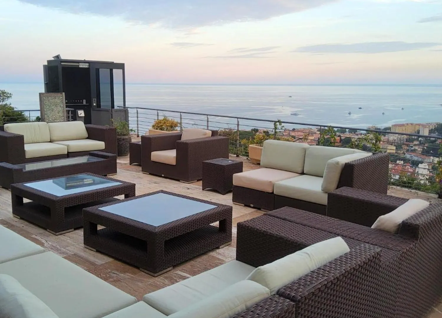 Villa Royal Domain, Bnbrickeys Menton Appartement
