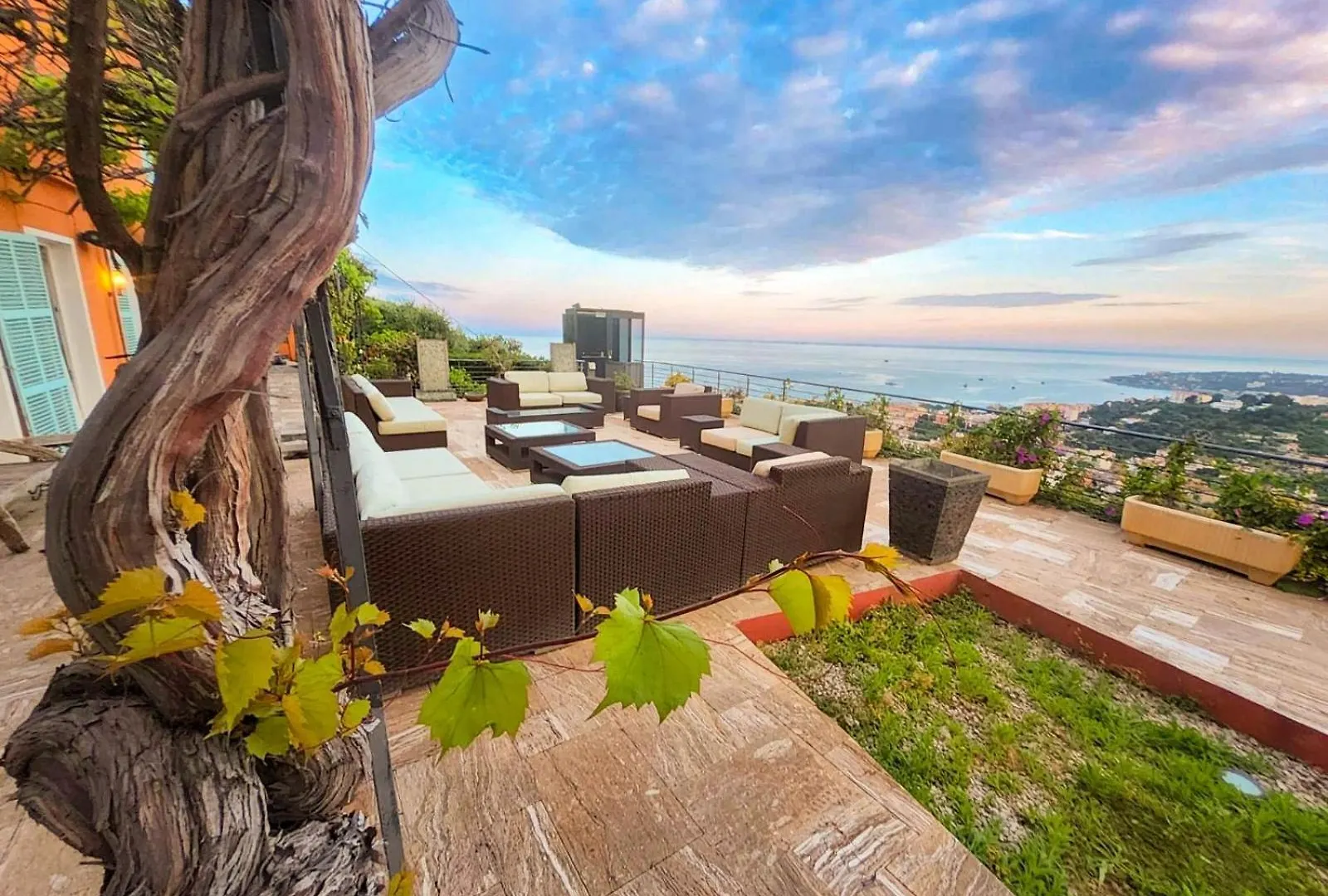 Villa Royal Domain, Bnbrickeys Menton Appartement